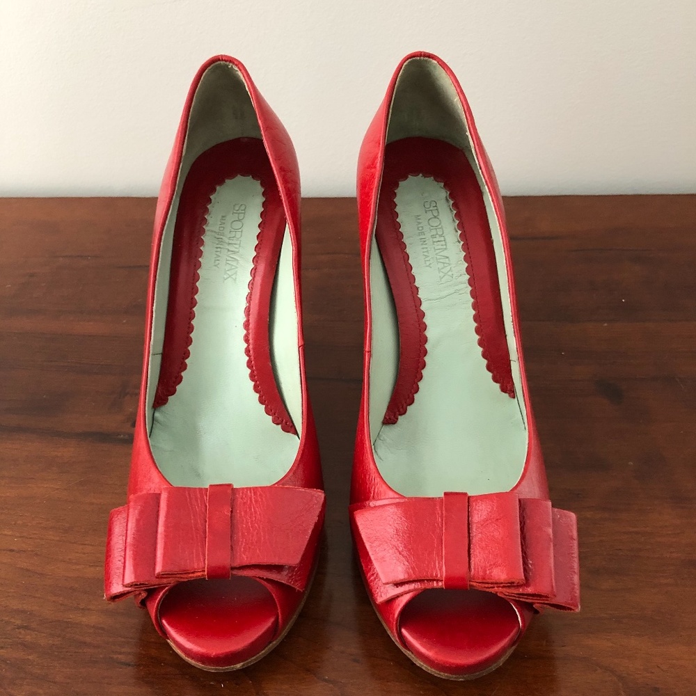 Sportmax by Max Mara Red Peep Toe Heels